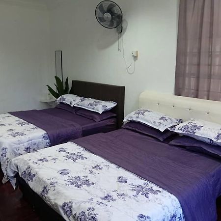 Naurah Homestay Sungai Petani Esterno foto
