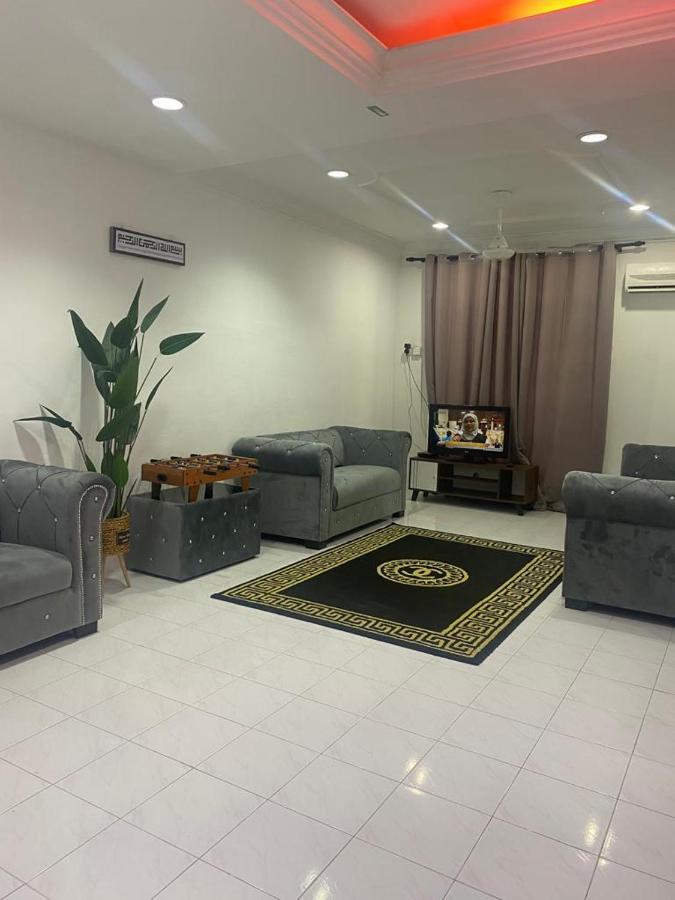 Naurah Homestay Sungai Petani Esterno foto